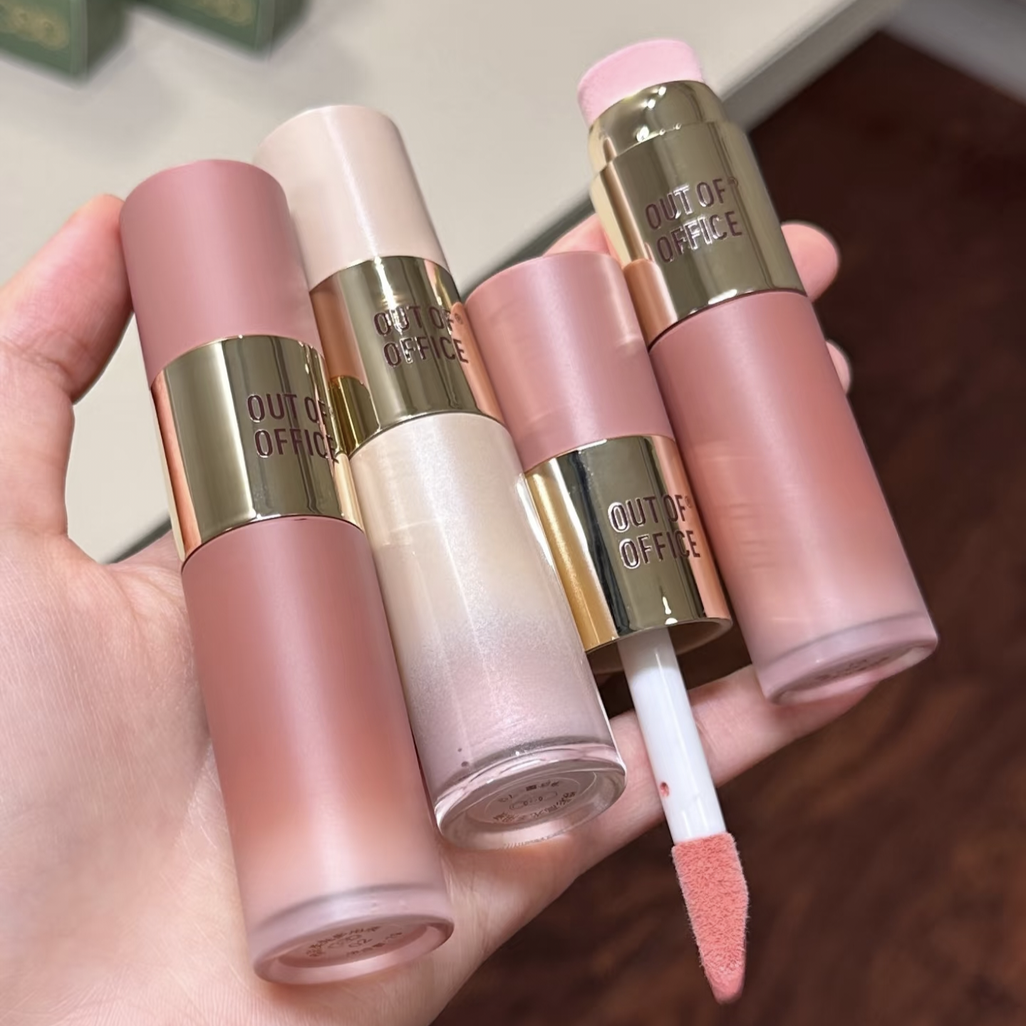 OOO双头液体腮红 自然水光多用膨胀色高光面部提亮液亚裔低饱和度