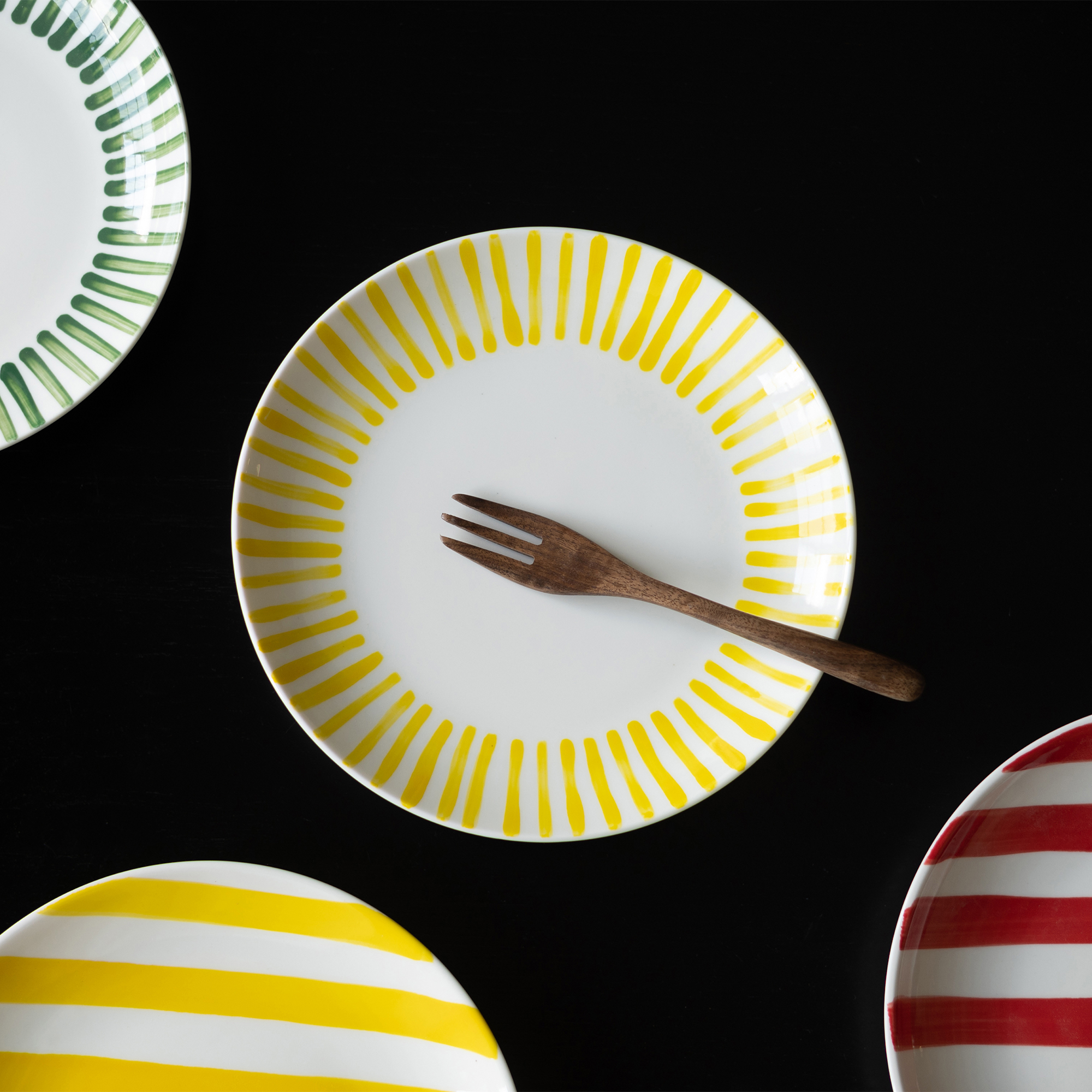 半村 北欧手绘线条盘 早餐盘子碗 甜品盘  陶瓷8英寸家用brunch盘