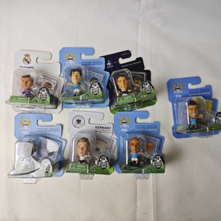 soccerstarz 亚亚图雷 孔帕尼 阿圭罗 吉鲁 克罗斯 正版手办 模型