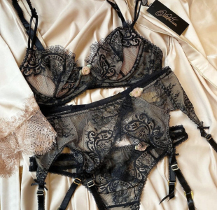 teese复古甜美风蕾丝文胸套装 蒂塔vonfollies von dita