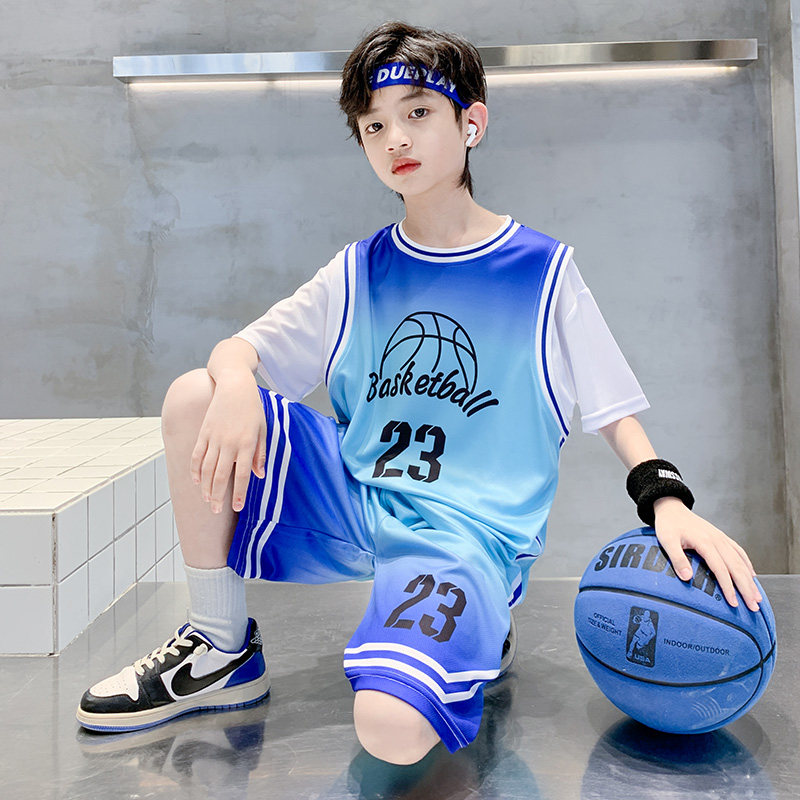 儿童篮球服套装2026新款男孩夏季速干短袖短裤运动休闲渐变队服潮