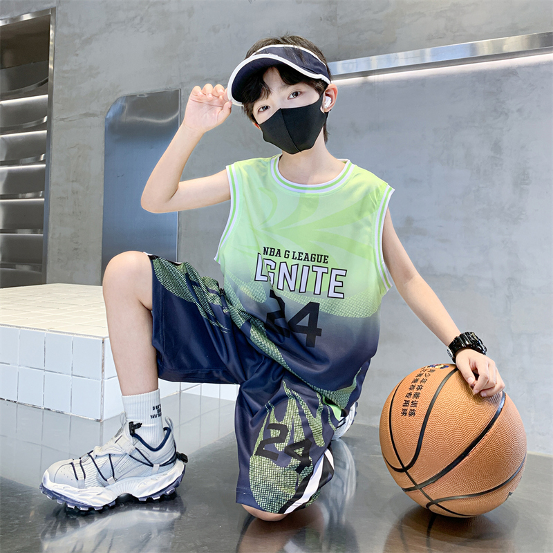 儿童篮球服男童夏季运动套装中大童休闲速干背心夏装学生24号球衣