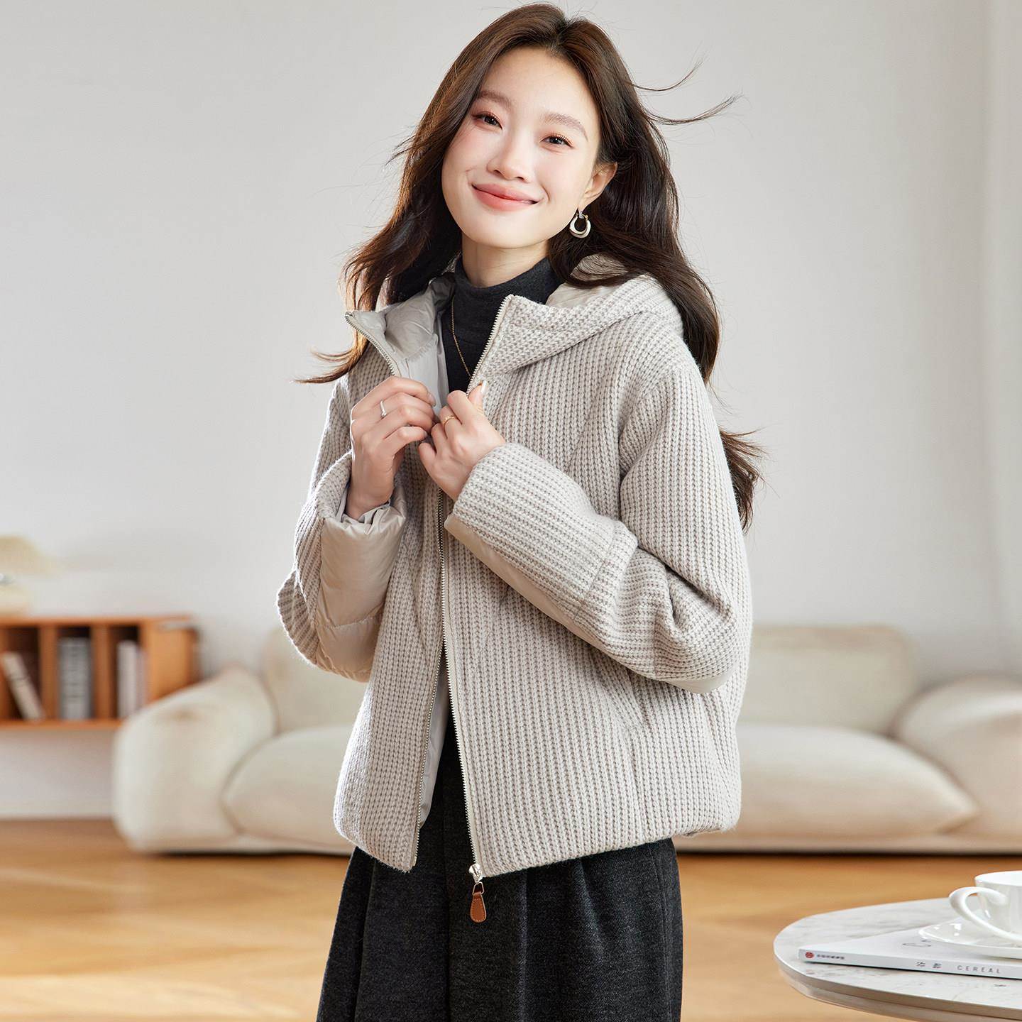 棉服女款秋冬季2025新款时尚洋派超好看棉衣爆款加厚拼接铺棉外套