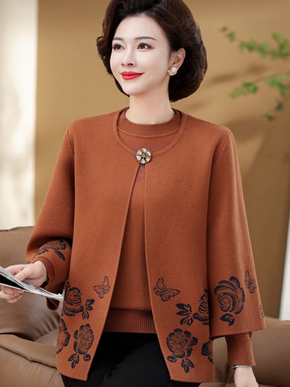 中老年加肥加大码毛衣开衫两件套装妈妈春秋女外套洋气阔太太上衣