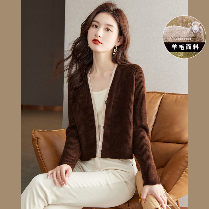 羊毛针织开衫女短款春秋装2023年新款外搭爆款上衣咖色毛衣小外套