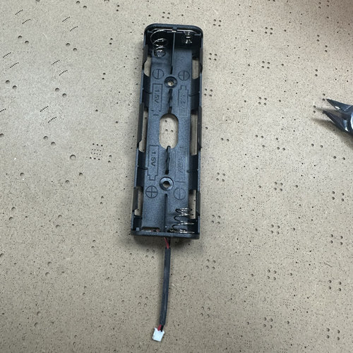 4串5号电池盒 清仓处理