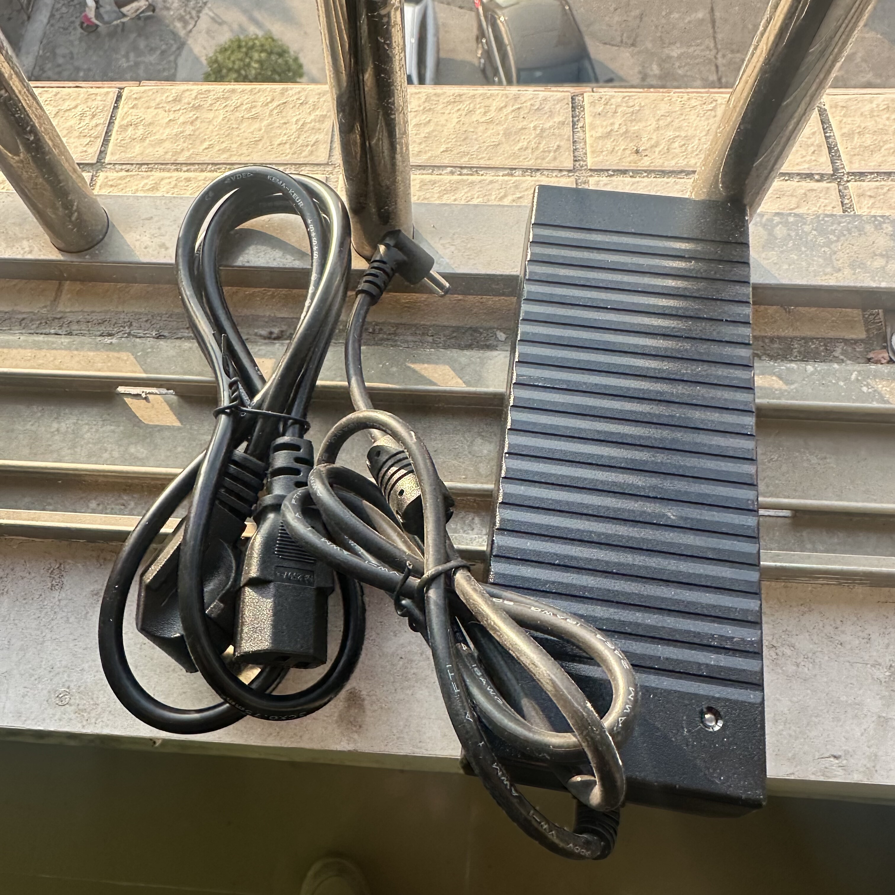 高品质24V5A电源 带品字线 全新工业包装