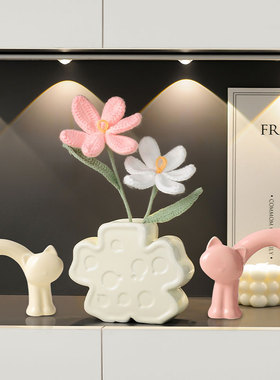 北欧ins花朵花瓶猫咪陶瓷摆件