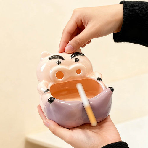 北欧烟灰缸家用高级感装饰