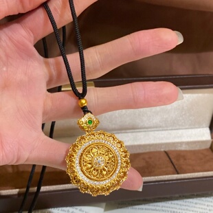 黄金色古花丝八宝罗盘吊坠项链毛衣链女轻奢锁骨链项链简约沙金