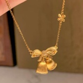 黄金色蝴蝶结铃铛吊坠古法项链毛衣链女轻奢锁骨链项链简约沙金