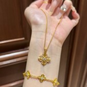 金店同款 轻奢小众设计百搭项链 沙金仿真金十字金刚杵吊坠项链女款