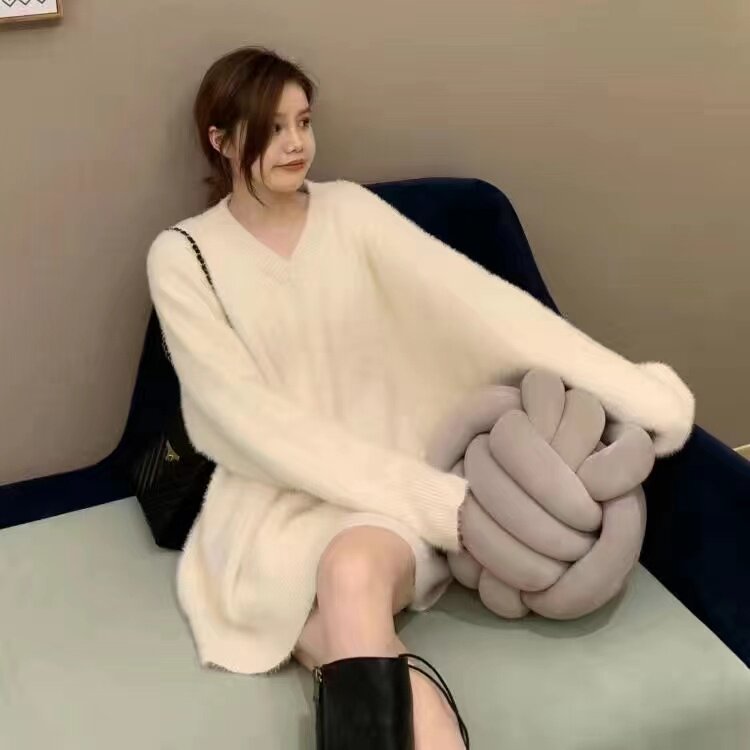 秋冬季V领加厚中长款毛衣女水貂绒宽松慵懒内搭针织长袖上衣外穿