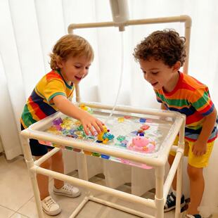 幼儿园室内外玩水装置透明感官桌脏玩游戏桌玩沙盆过家家玩具教具