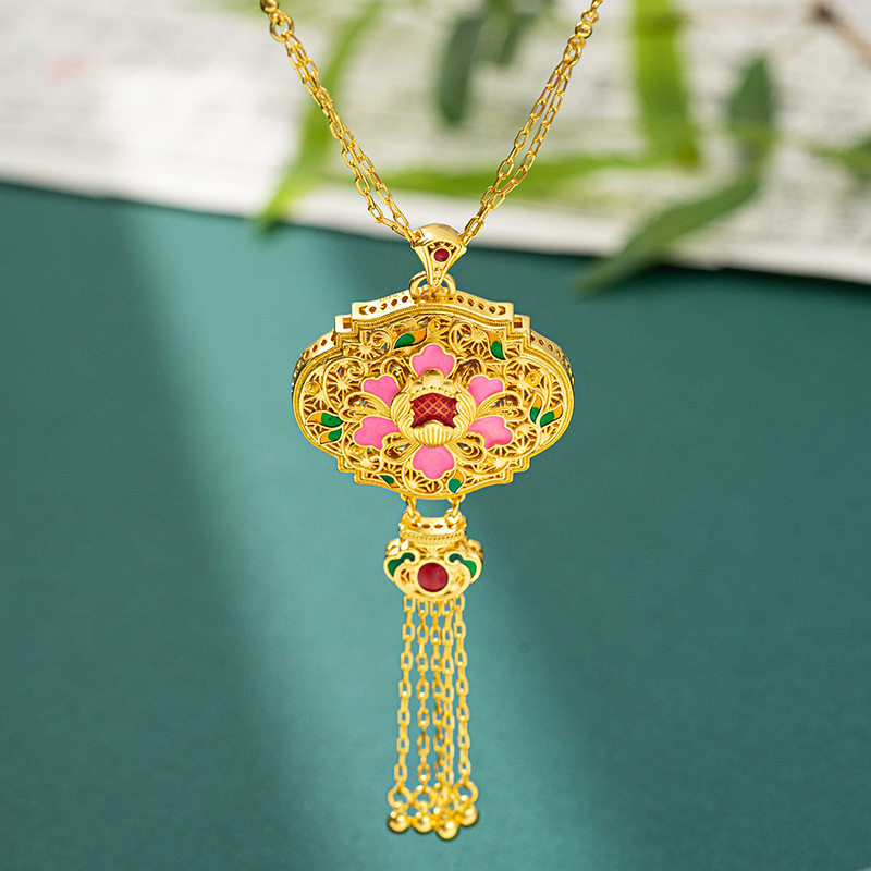 2026新女式国潮金色爱心珐琅吊坠花开富贵系列囍饰螺钿套链项链女