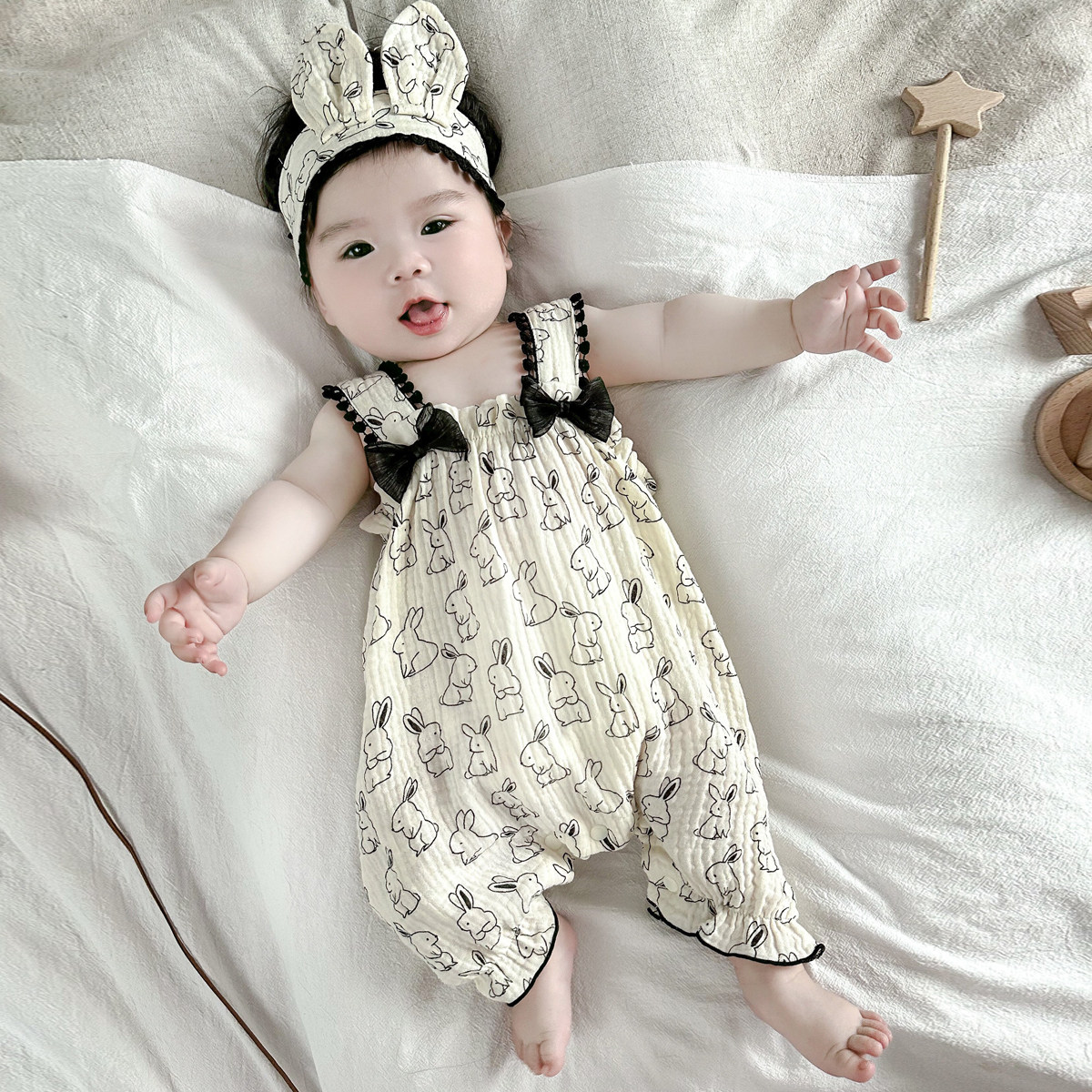 新生婴儿衣服夏装薄款透气连体衣宝宝满月百天公主哈衣1159爬服 - 实物图