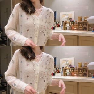 春装女款2026年新款今年流行爆款绝美超好看刺绣内搭打底衫高级感