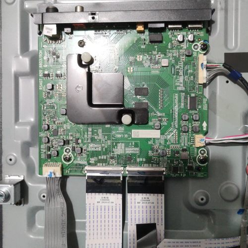 海信HZ65A52 H65E3A主板维修 RSAG7.820.8803