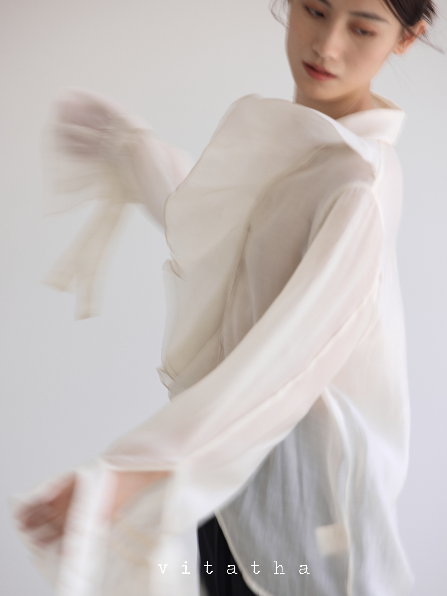 Vitatha番塔塔 浪的形状v领不规则法式荷叶边衬衫女宽松天丝衬衣