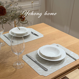 【安拉】PU皮革餐垫防油防水环保无异味0甲醛餐盘碗垫隔热定制