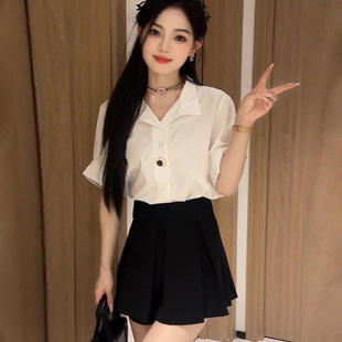 夏日绝美俏皮小套装女2026新款时尚气质白色衬衫搭百褶短裙两件套