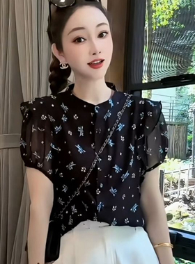 韩系绝美漂亮碎花雪纺衫女夏新款荷叶边拼接设计气质立领短袖衬衫