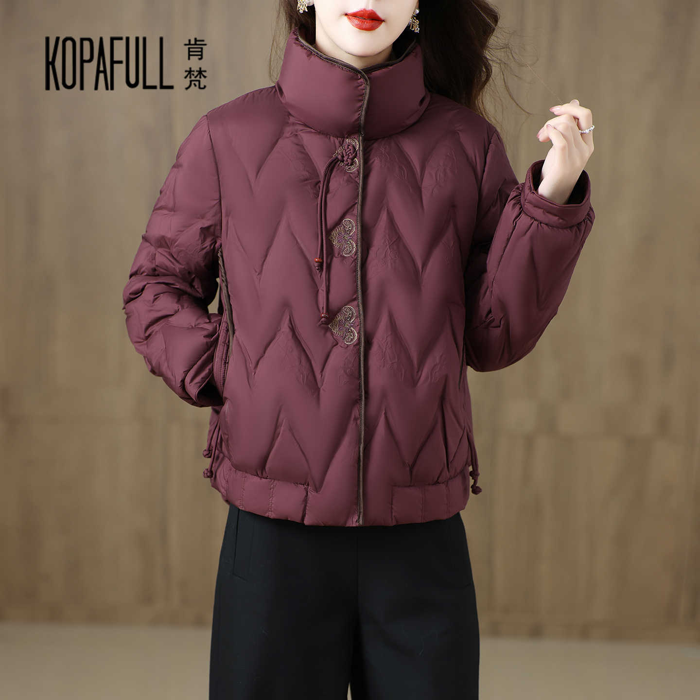 中式刺绣短款加厚羽绒服女