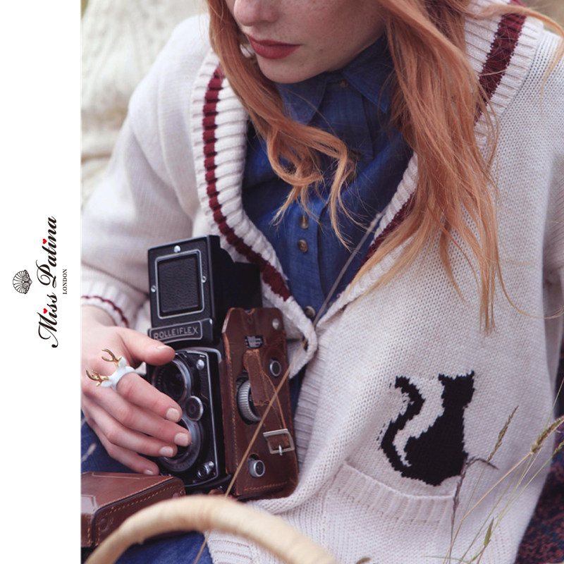 MP英伦复古原创设计复活款学院风猫咪图案青果领针织开衫毛衣宽松