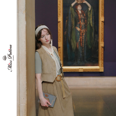 MP田园风仿麂皮V领马甲+半裙