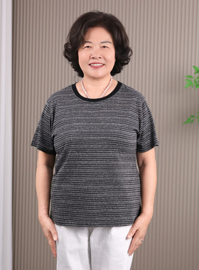 宽松版型遮肚子，面料亲肤有弹力