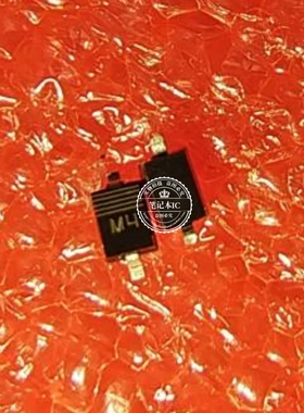 BZX384-B18  BZX384-B18,115  丝印MU   SOD-323 新的 一个起拍