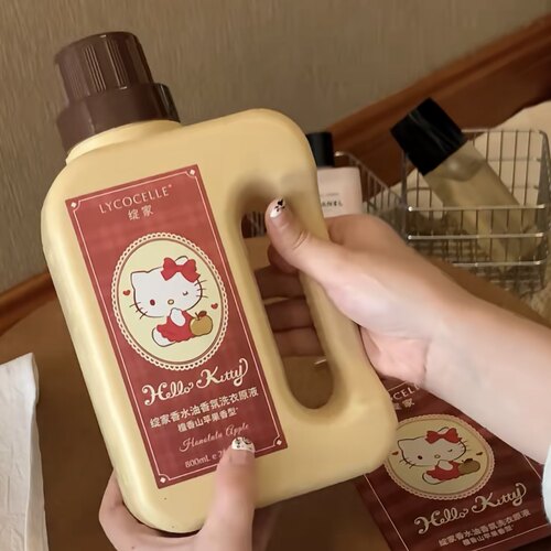 绽家xHelloKitty联名香水油香氛洗衣液家用洗衣原液持久留香800ml