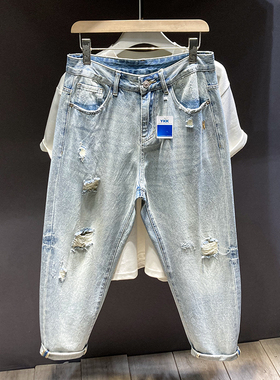 浅蓝色破洞牛仔裤男潮牌春秋新款宽松直筒日系复古阔腿弯刀裤子男