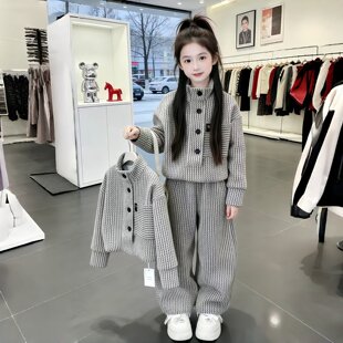 女童春秋季雪尼尔套装2026新款儿童韩版洋气立领上衣阔腿裤两件套