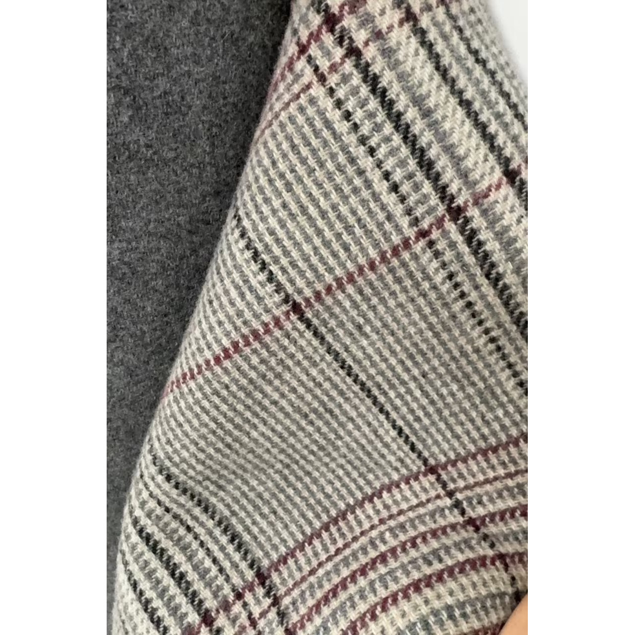 羊毛交织 双层可剥 布料 服装 面料幅宽140厘米 726G/M