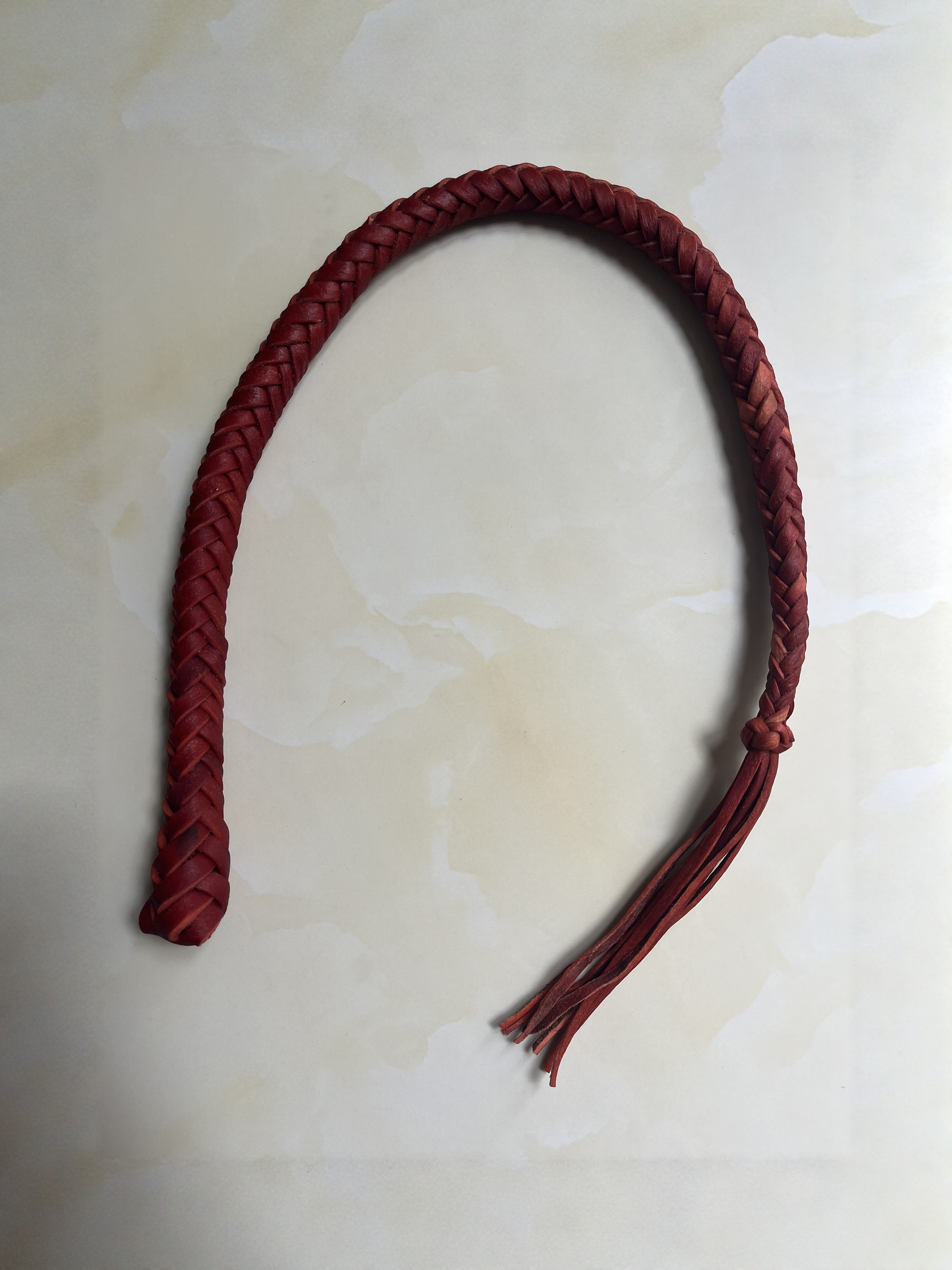 纯皮短鞭红色隐形手柄75厘米手工编织牛皮短鞭软鞭驯宠道具礼物