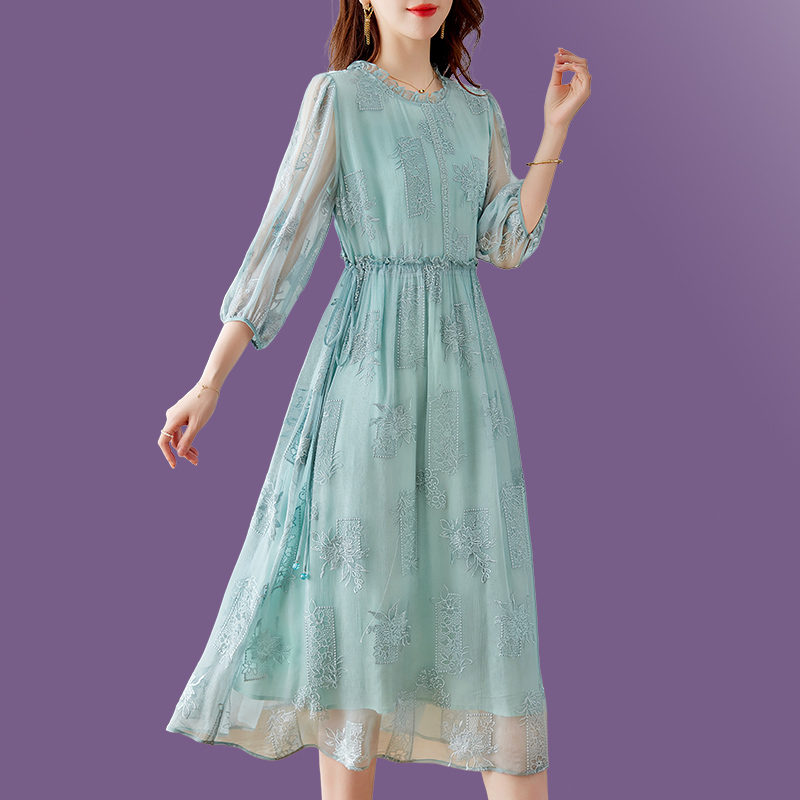 中年妈妈款抽绳收腰桑蚕丝连衣裙