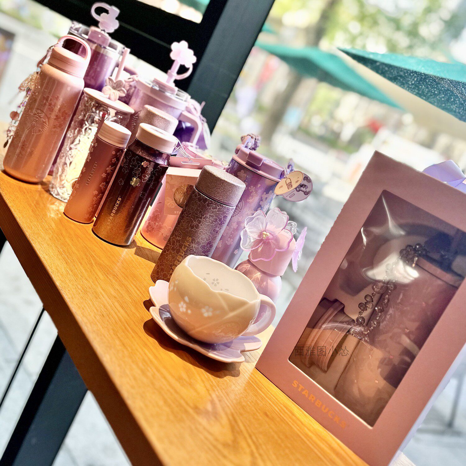 2026星巴克杯子樱花暮樱浮雕璀璨落樱渐变不锈钢吸管大容量保温杯