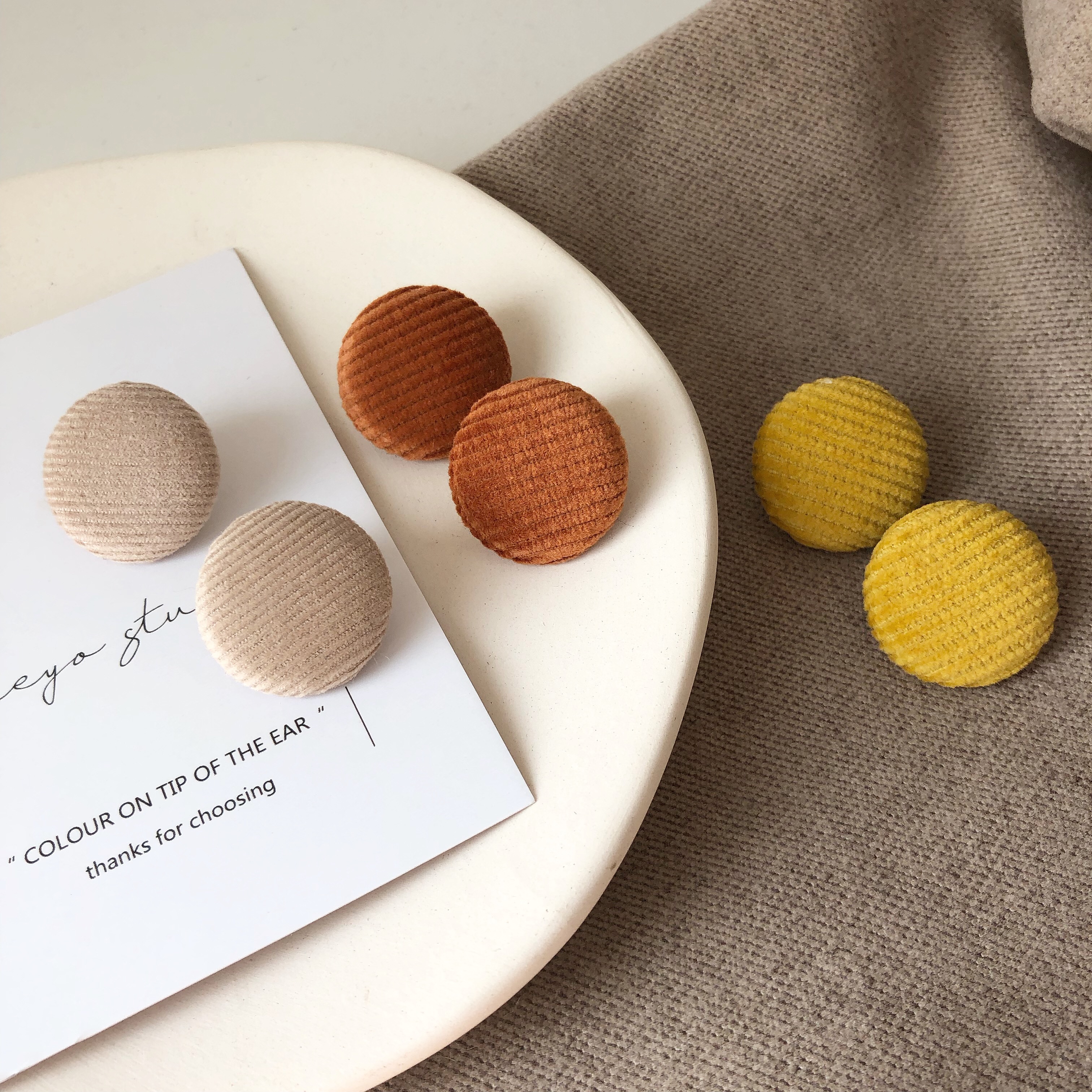 彩色韩风独特布艺圆形简约耳环