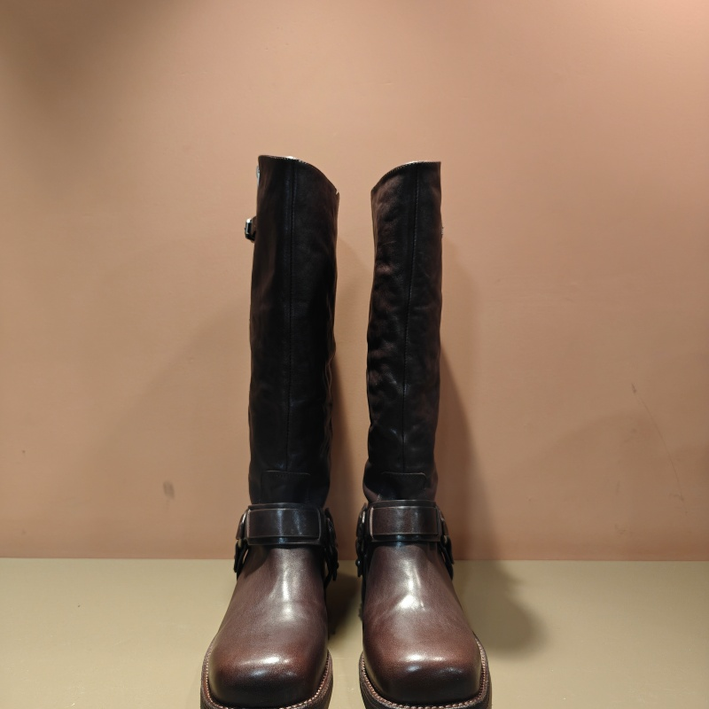 卡斯丹2025秋欧货新款胎牛皮厚底套筒高靴女圆头平跟英伦风骑士靴