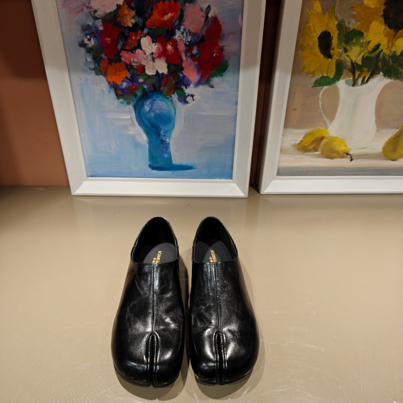 卡斯丹2026新款欧货胎牛皮分趾女鞋平底圆头猪蹄鞋一脚蹬深口单鞋,女鞋,深口单鞋,淘宝优惠券,粉丝福利购,淘宝优惠卷