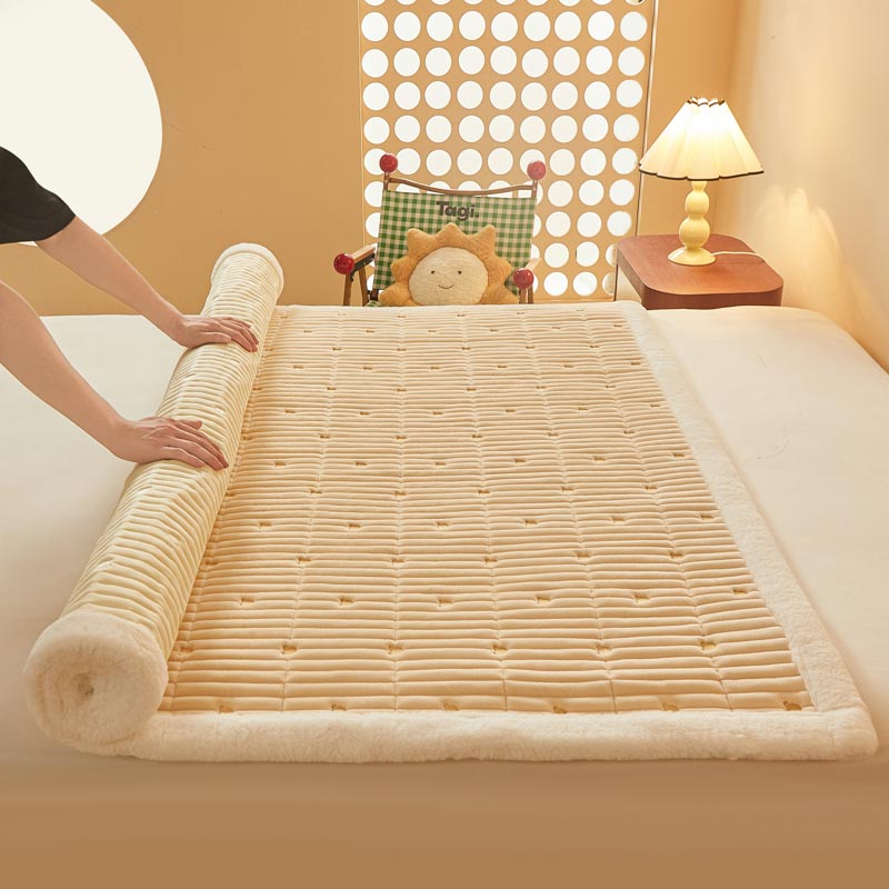 家用打地铺神器宿舍垫褥贴身睡牛奶绒褥子可折叠垫被被褥