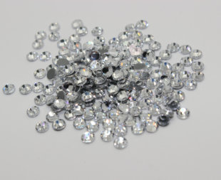 白色diy美指甲贴钻奥钻 头纱巾舞服饰品秀禾婚纱烫钻 闪亮钻 水钻