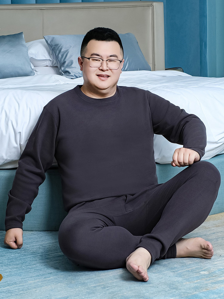 뚱뚱한 남자의 새로운 가을 겨울 가을 옷과 가을 바지에 뚱뚱한 특대 남자의 플러스 벨벳 두꺼운 보온 속옷 세트로 추운 겨울을 예방할 수 있습니다