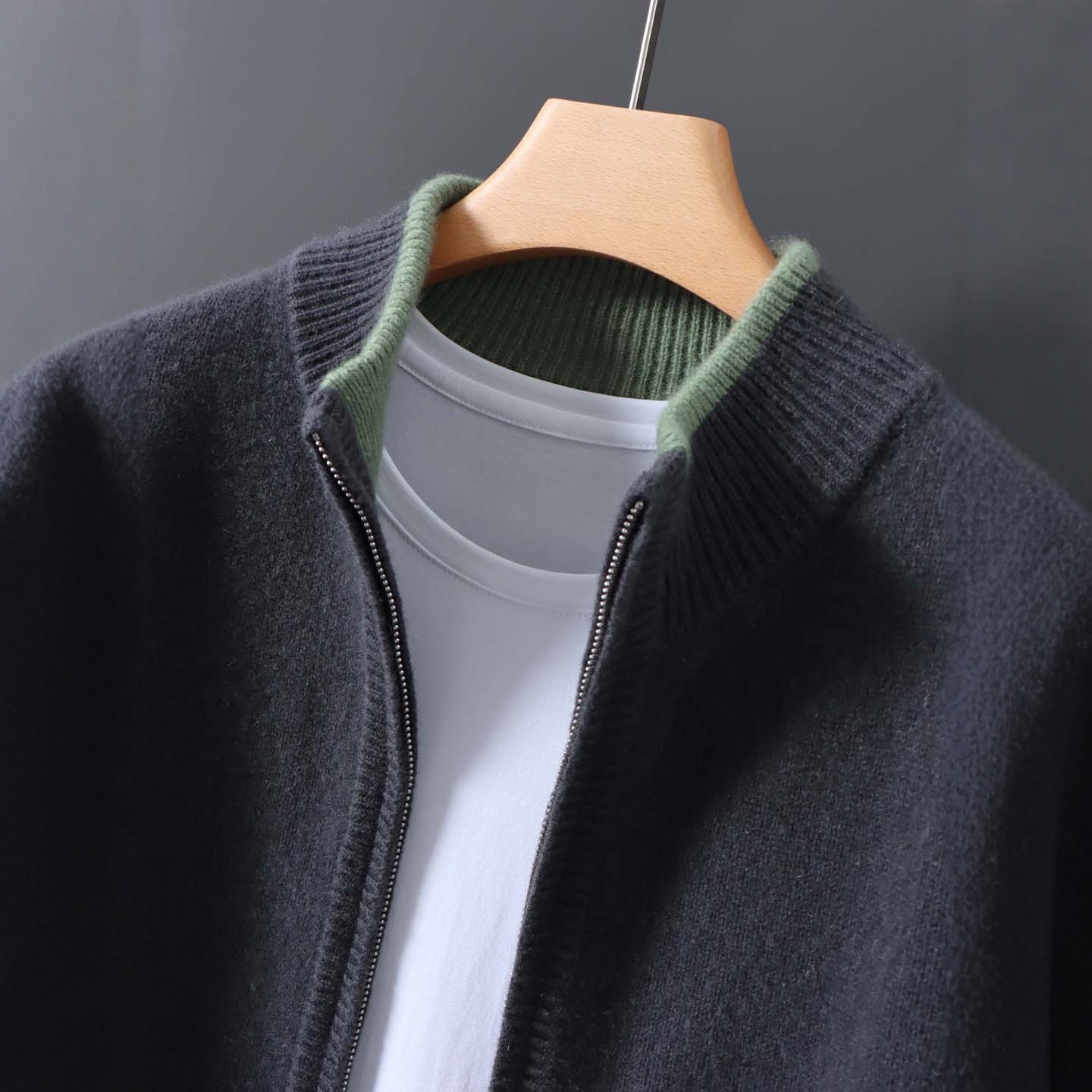 高端半高领拉链毛衣外套男秋冬