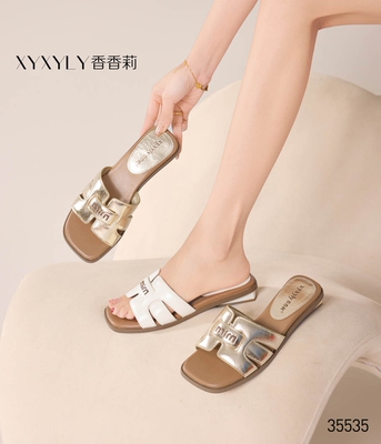 香香莉女鞋2026夏季新款35535露趾一字凉拖女粗跟低跟舒适女拖鞋