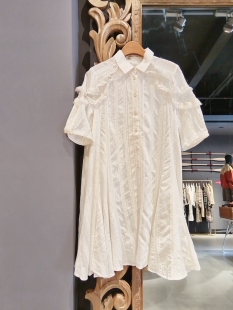 达衣岩21夏专柜正品蕾丝衬衫连衣裙DAUU080438圣彼德的谜团二939