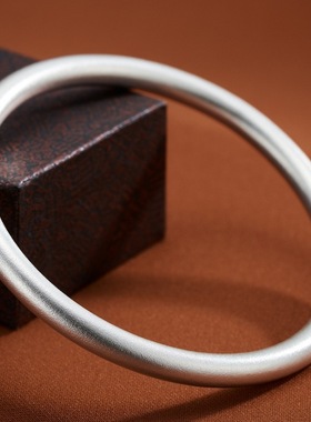 古法银实心线镯手镯999足银细小众设计手镯闭口足银磨砂手环经典