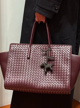 2026春夏新款真皮女包barbare羊皮编织男士手提单肩托特包通勤包