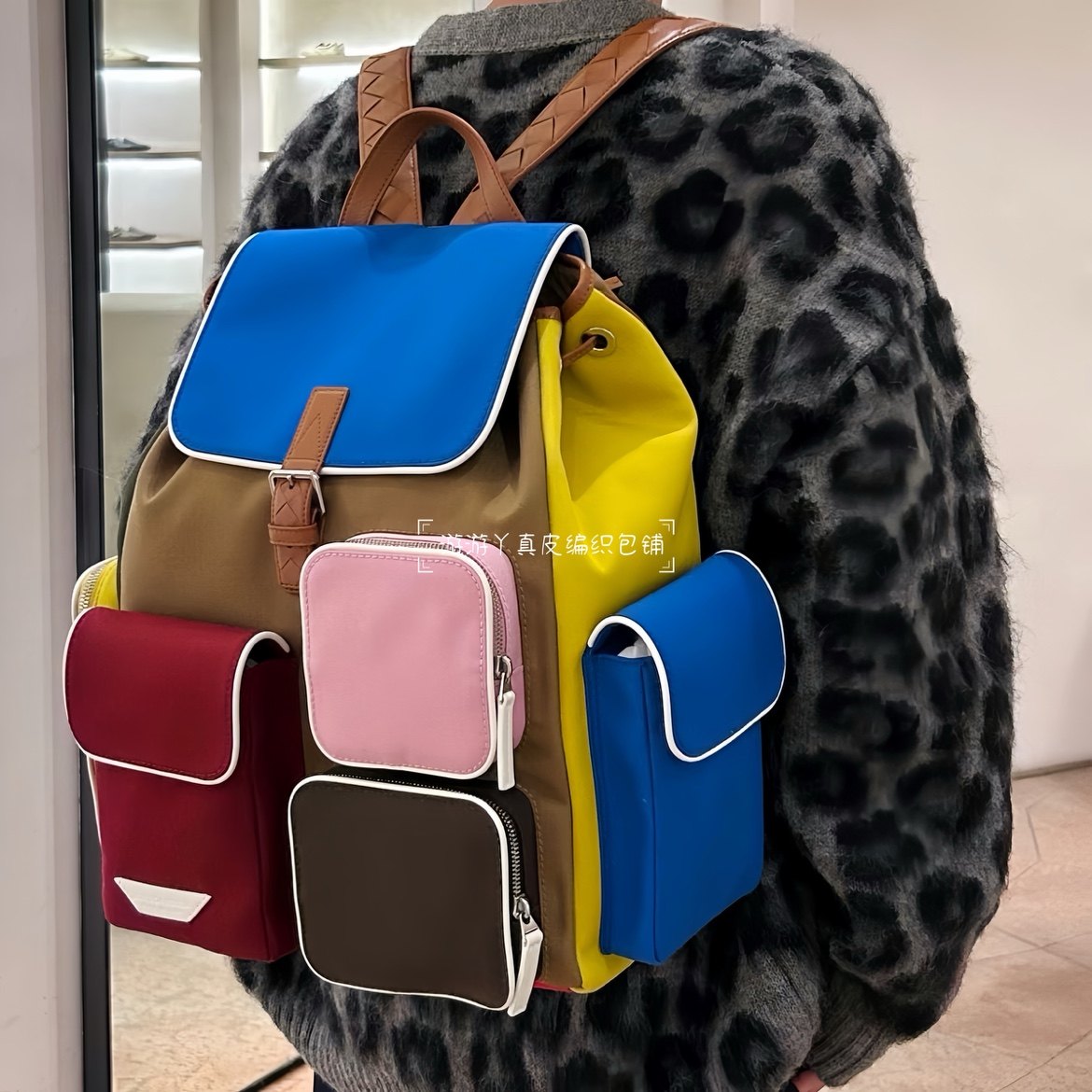 2026新款春款Crossroahd多口袋双肩包真皮拼色背包男女通用旅行包